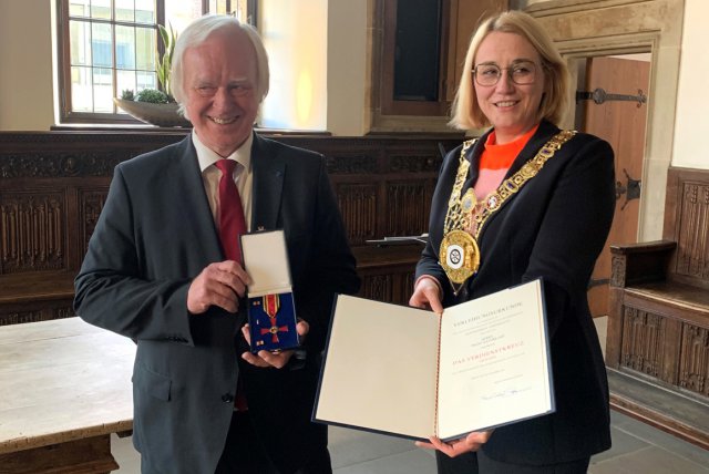 Bundesverdienstkreuz für Franz Haverkamp 
